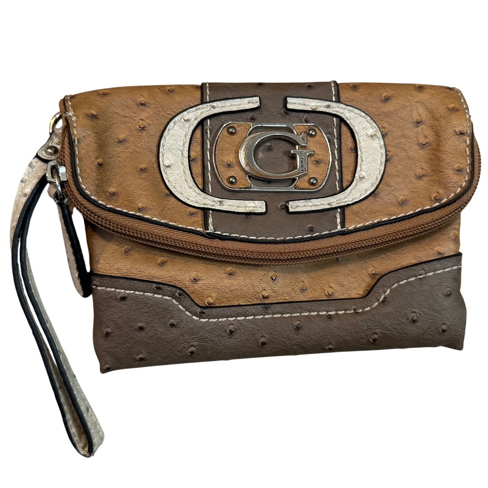 GUESS Ostrich Embossed Faux Leather Wristlet Clutch Brown Tan Silver G Logo Y2K